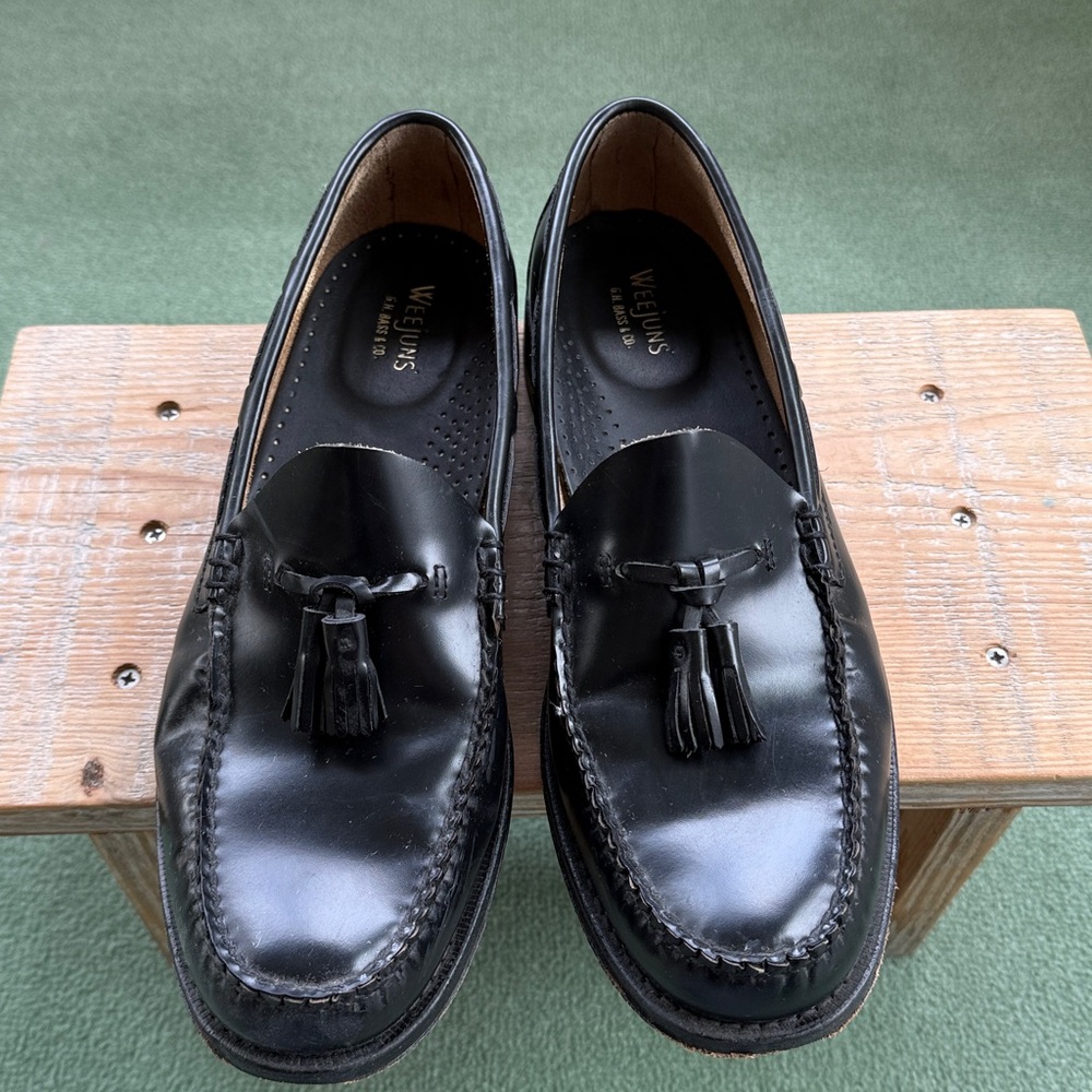 G.H. Bass Weejuns Black Classic Lennox Webaz Tassel Loafers